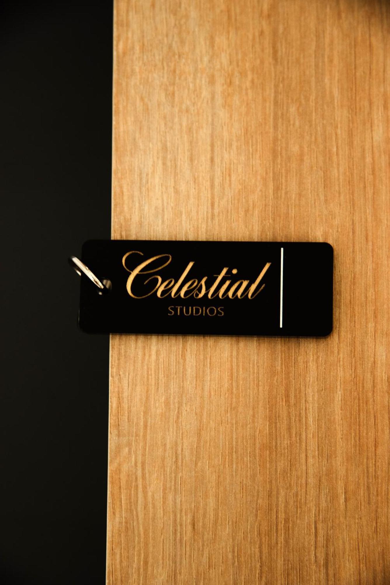 Celestial Studios 卡沃斯 外观 照片